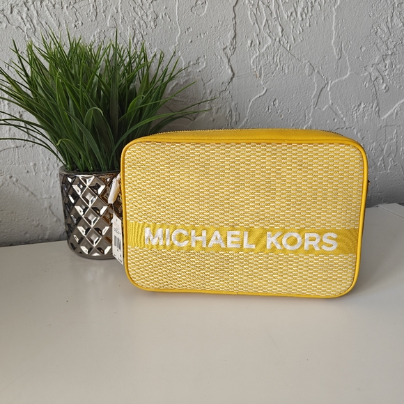 Michael Kors | Jet Set Crossbody Bag | Yellow, White | Crossbody Purse - Picture 2 of 7
